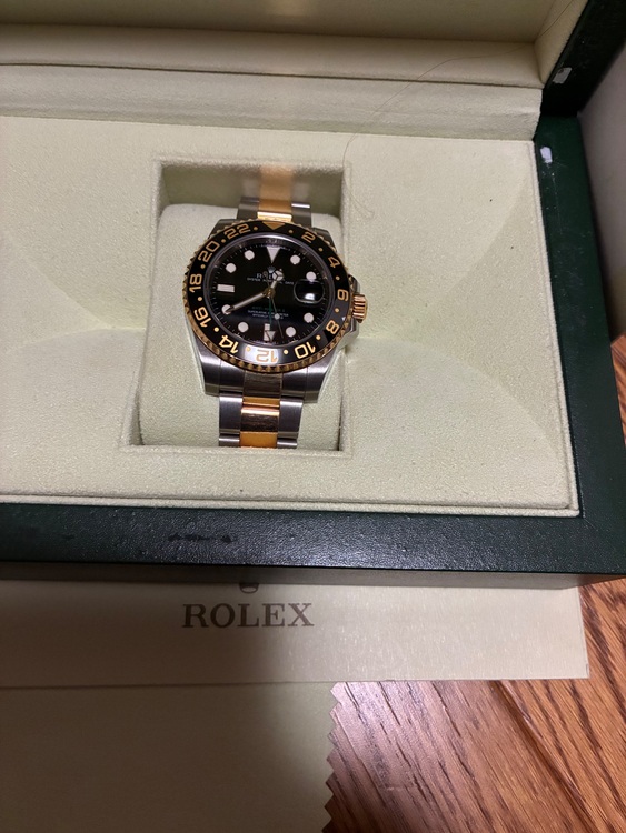 ロレックス GMTマスター （高級時計）の商品画像 - 査定依頼日：2025年10月23日 - 最高査定価格：2,100,000円