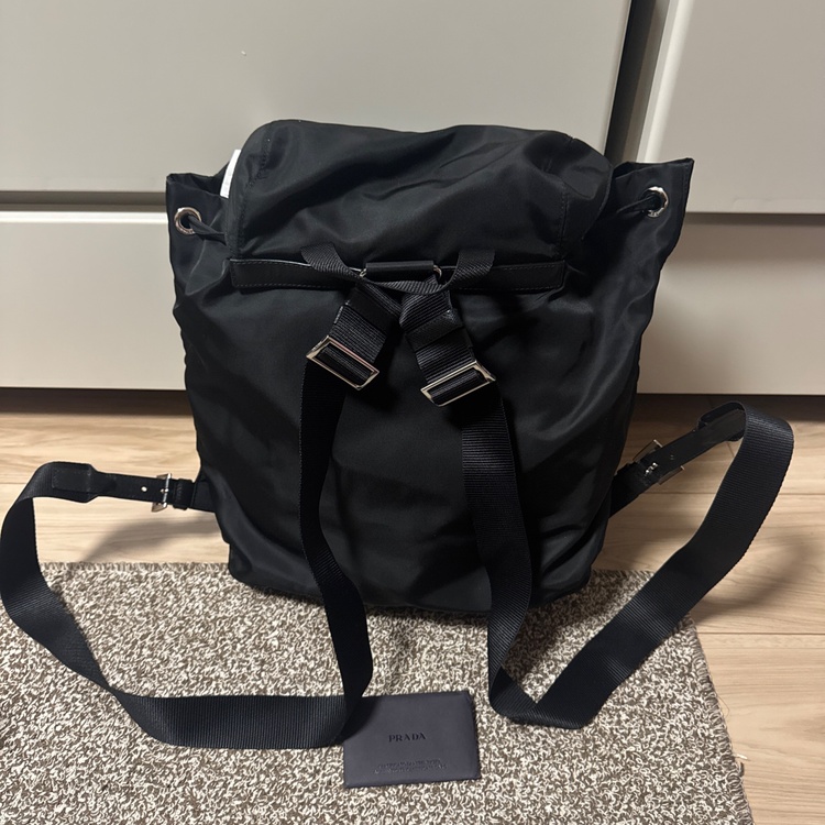 プラダ  （ブランドバッグ）の商品画像 - 査定依頼日：2026年3月4日 - 最高査定価格：120,000円