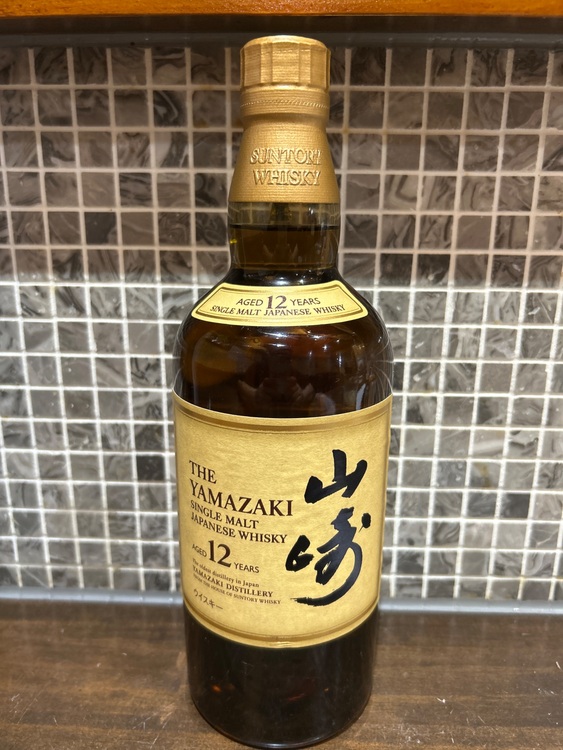 ウイスキー サントリー山崎 （お酒）の商品画像 - 査定依頼日：2025年10月26日 - 最高査定価格：18,000円