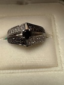 サファイヤ、ダイヤモンド、プラチナ、デザインリング（宝石）の商品画像 - 査定依頼日：2025年9月17日 - 最高査定価格：150,000円