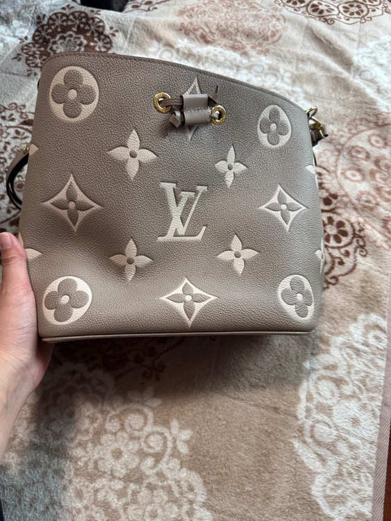 ルイヴィトン モノグラム （ブランドバッグ）の商品画像 - 査定依頼日：2026年4月22日 - 最高査定価格：90,000円