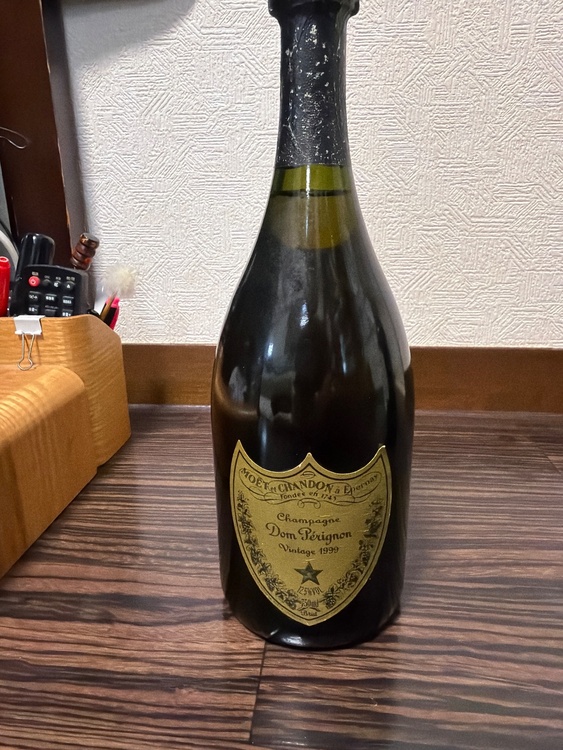 シャンパン ドン・ペリニヨン（お酒）の商品画像 - 査定依頼日：2026年7月6日 - 最高査定価格：22,000円