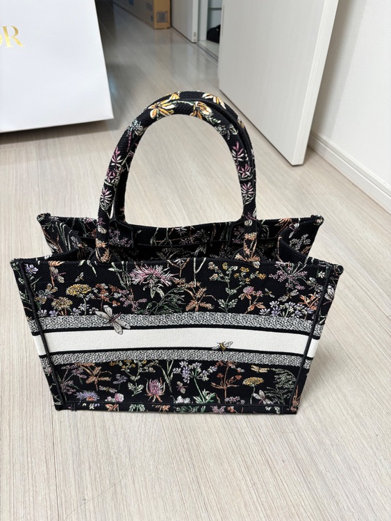 ディオール  （ブランドバッグ）の商品画像 - 査定依頼日：2025年9月24日 - 最高査定価格：200,000円