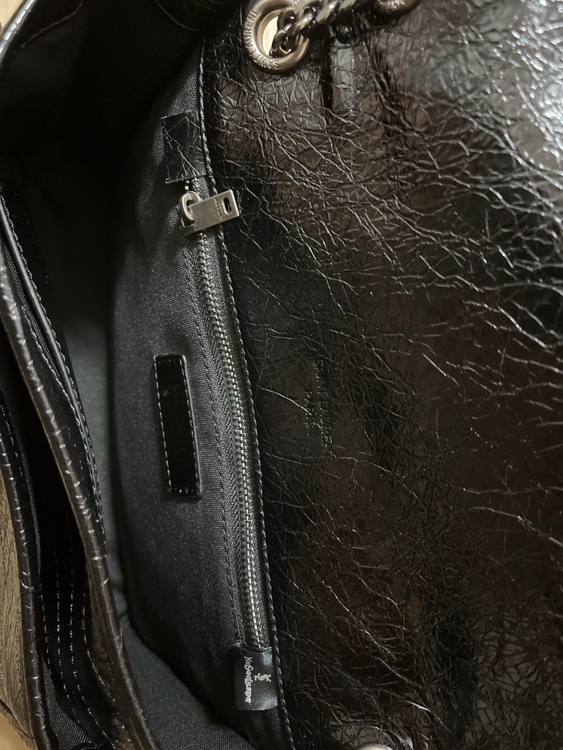 イブサンローラン  （ブランドバッグ）の商品画像 - 査定依頼日：2025年9月8日 - 最高査定価格：220,000円