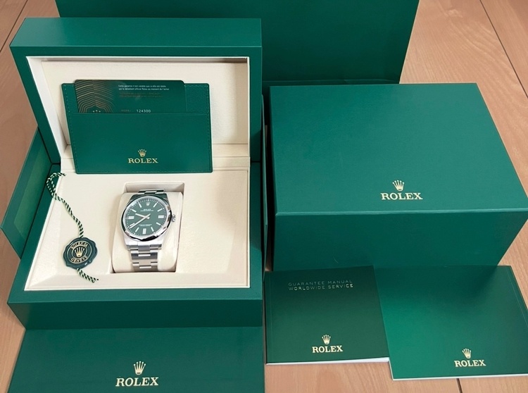 オイスターパーペチュアル（高級時計）の商品画像 - 査定依頼日：2025年12月16日 - 最高査定価格：1,320,000円