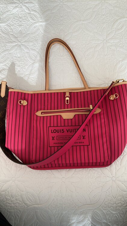 ルイヴィトン ネヴァーフル （ブランドバッグ）の商品画像 - 査定依頼日：2025年2月27日 - 最高査定価格：200,000円