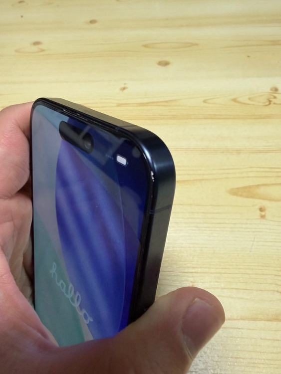 iPhone iPhone 15 Pro 128GB SIMフリー（スマホ）の商品画像 - 査定依頼日：2026年6月21日 - 最高査定価格：67,000円