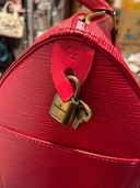 ルイヴィトン エピ （ブランドバッグ）の商品画像 - 査定依頼日：2026年1月5日 - 最高査定価格：100,000円