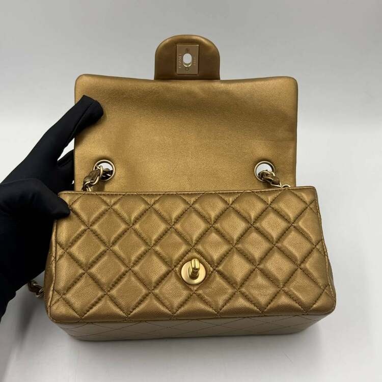 Chanel mini（ブランドバッグ）の商品画像 - 査定依頼日：2026年5月28日 - 最高査定価格：600,000円