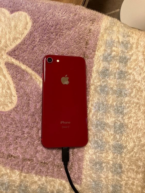 iPhone iPhone8 64GB Softbank（スマホ）の商品画像 - 査定依頼日：2026年6月19日 - 最高査定価格：3,500円