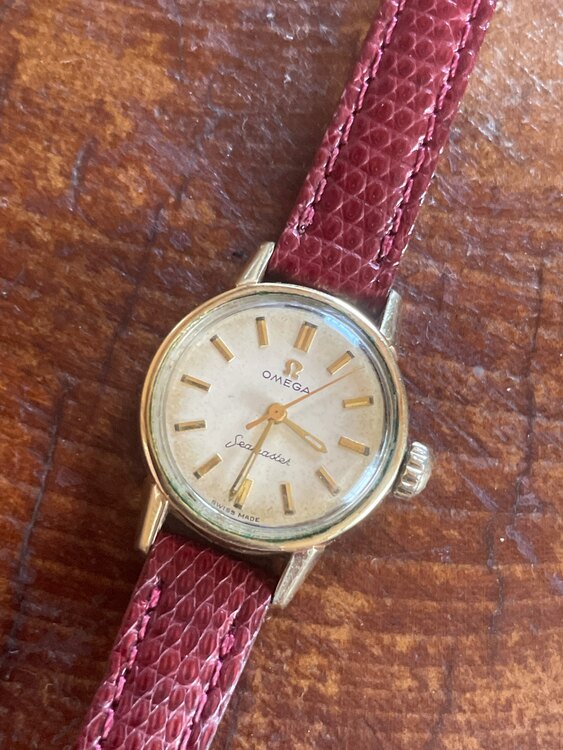 オメガ スピードマスター （高級時計）の商品画像 - 査定依頼日：2025年5月15日 - 最高査定価格：100,000円