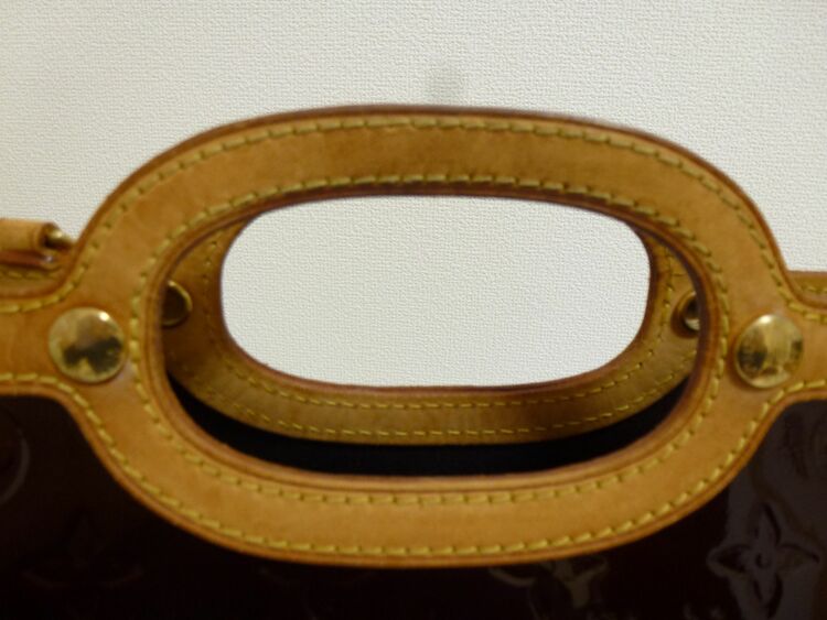 ルイヴィトン ヴェルニ ロクスバリードライブ 2way ショルダー（ブランドバッグ）の商品画像 - 査定依頼日：2025年11月19日 - 最高査定価格：55,000円