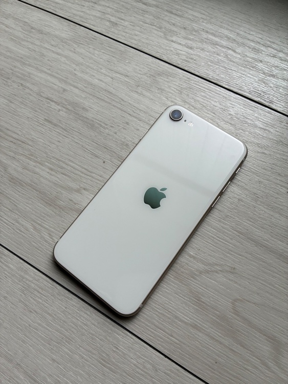 iphone se 第3世代（スマホ）の商品画像 - 査定依頼日：2026年4月2日 - 最高査定価格：24,000円