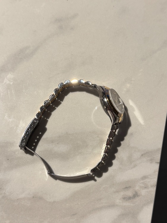 ロレックスデイトジャストピラミッド（高級時計）の商品画像 - 査定依頼日：2025年10月9日 - 最高査定価格：500,000円