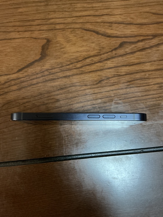 iPhone12mini128GBブラ（スマホ）の商品画像 - 査定依頼日：2026年2月15日 - 最高査定価格：22,000円