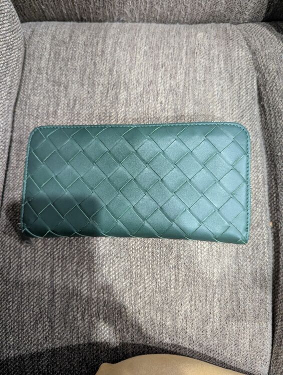 ボッテガ・ヴェネタ  （ブランドバッグ）の商品画像 - 査定依頼日：2025年6月14日 - 最高査定価格：35,000円