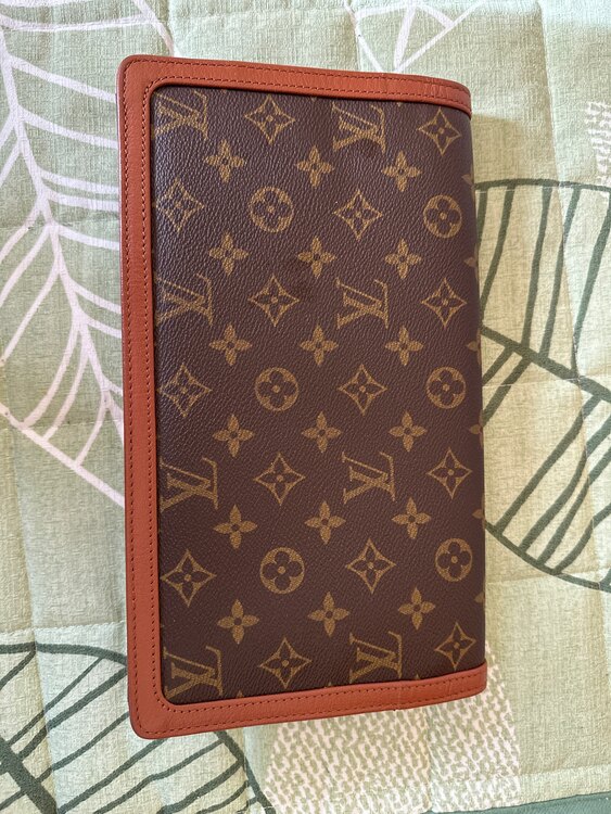 ルイヴィトン モノグラム （ブランドバッグ）の商品画像 - 査定依頼日：2025年2月10日 - 最高査定価格：50,000円