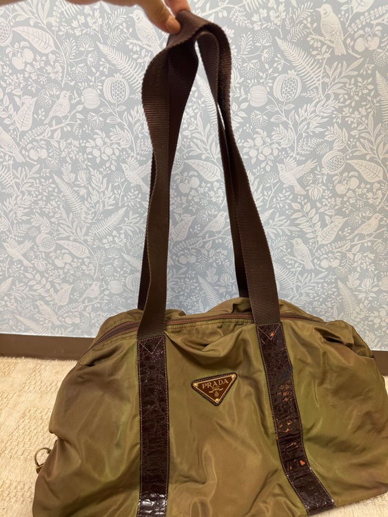 不明（ブランドバッグ）の商品画像 - 査定依頼日：2025年6月12日 - 最高査定価格：3,000円