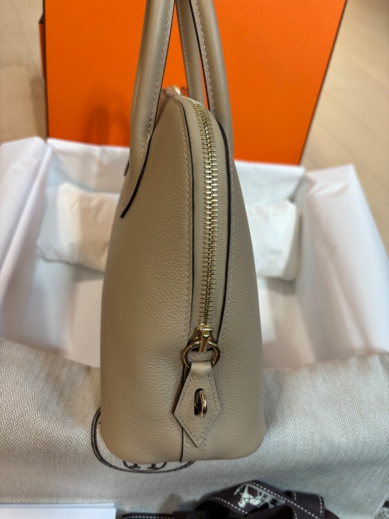 ボリード25（ブランドバッグ）の商品画像 - 査定依頼日：2025年9月5日 - 最高査定価格：800,000円