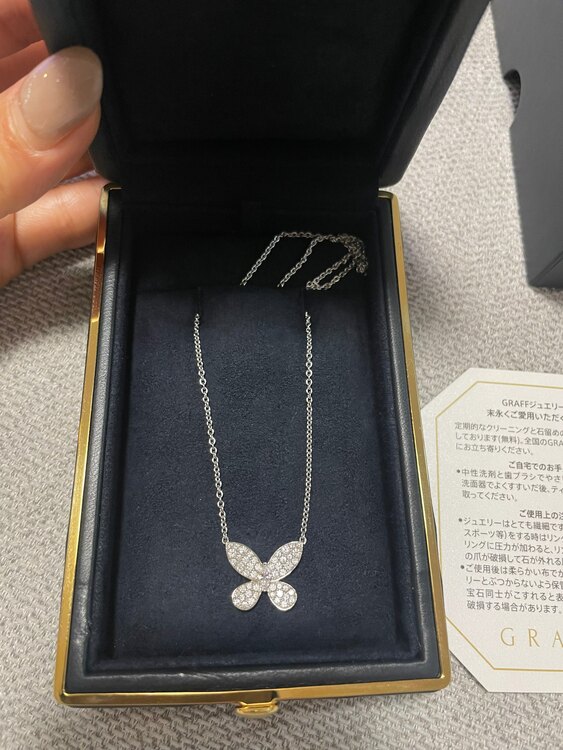 グラフ　バタフライダイヤモンドミニペンダント（宝石）の商品画像 - 査定依頼日：2024年1月28日 - 最高査定価格：550,000円