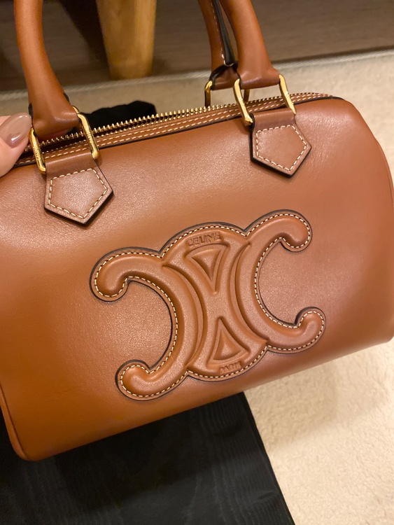 セリーヌ  （ブランドバッグ）の商品画像 - 査定依頼日：2025年12月7日 - 最高査定価格：100,000円