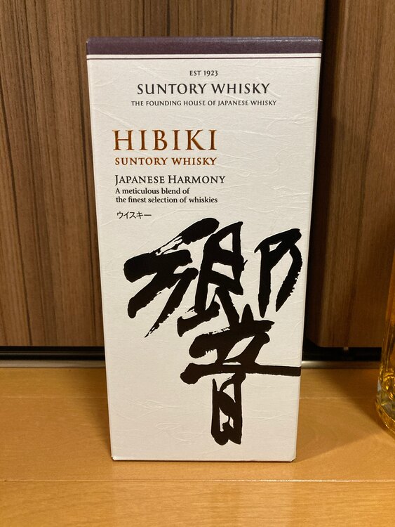 響ジャパニーズハーモニー　現行品（お酒）の商品画像 - 査定依頼日：2025年1月8日 - 最高査定価格：10,500円