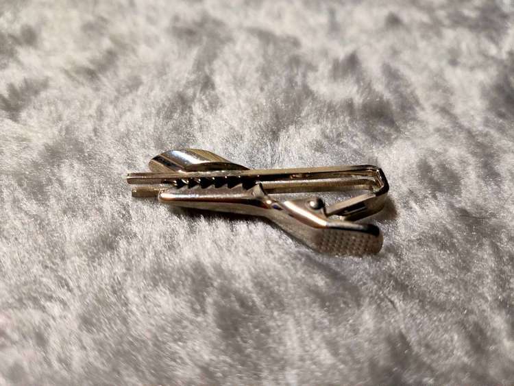 真珠　パール　カフスピン&ネクタイピンセット　シルバーの可能性あり（確認できず）（宝石）の商品画像 - 査定依頼日：2023年2月11日