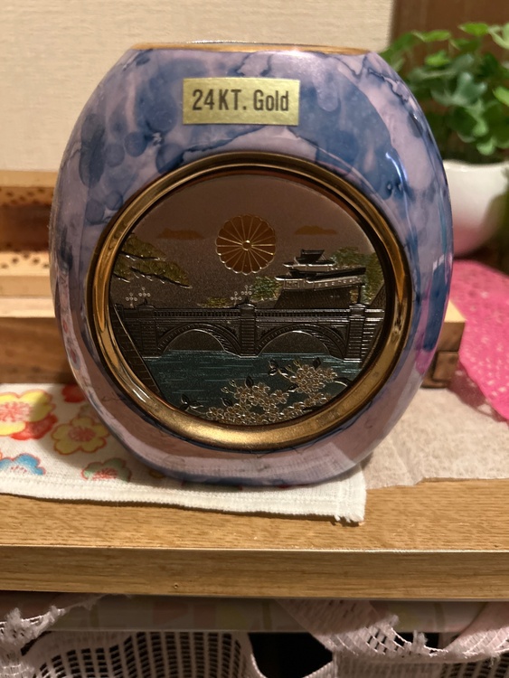 花瓶（金・貴金属）の商品画像 - 査定依頼日：2026年8月13日 - 最高査定価格：100,000円