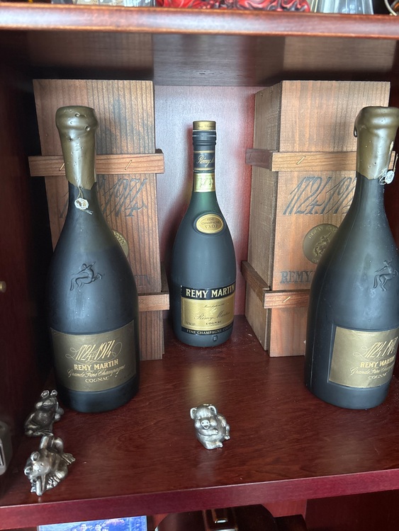 レミーマルタン（お酒）の商品画像 - 査定依頼日：2025年9月3日 - 最高査定価格：148,500円