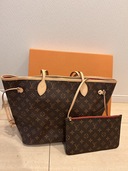 ルイヴィトン ネヴァーフル 