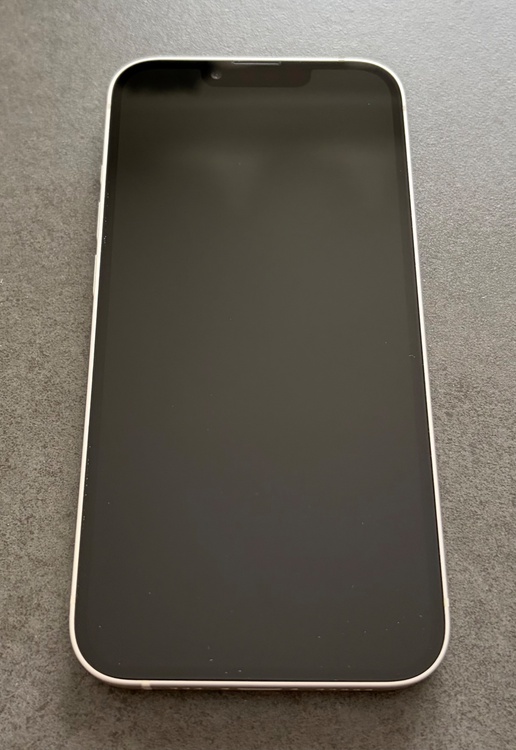 iPhone 13 256GB SIMフリー（スマホ）の商品画像 - 査定依頼日：2026年5月4日 - 最高査定価格：38,000円