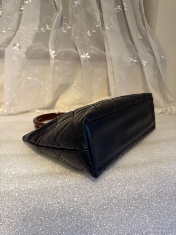 マトラッセ　ウッドハンドル（ブランドバッグ）の商品画像 - 査定依頼日：2026年4月14日 - 最高査定価格：140,000円