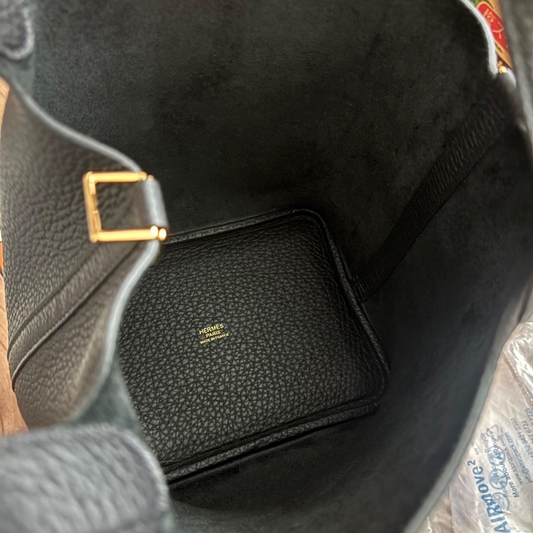 ピコタンPM（ブランドバッグ）の商品画像 - 査定依頼日：2025年9月26日 - 最高査定価格：560,000円