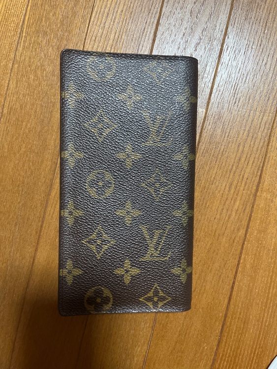 財布（ブランド財布・小物）の商品画像 - 査定依頼日：2025年9月16日 - 最高査定価格：4,000円