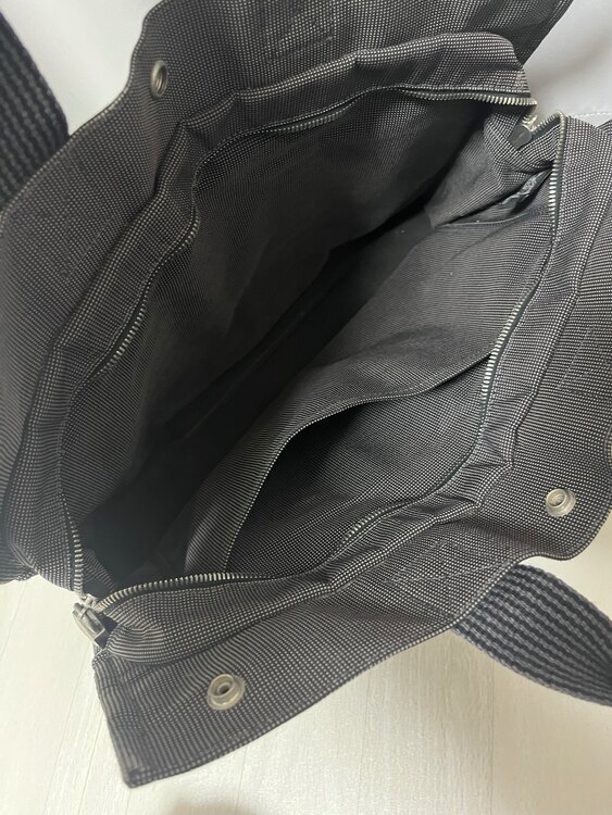 エルメス　エールバッグ　MM（ブランドバッグ）の商品画像 - 査定依頼日：2025年1月20日 - 最高査定価格：20,000円