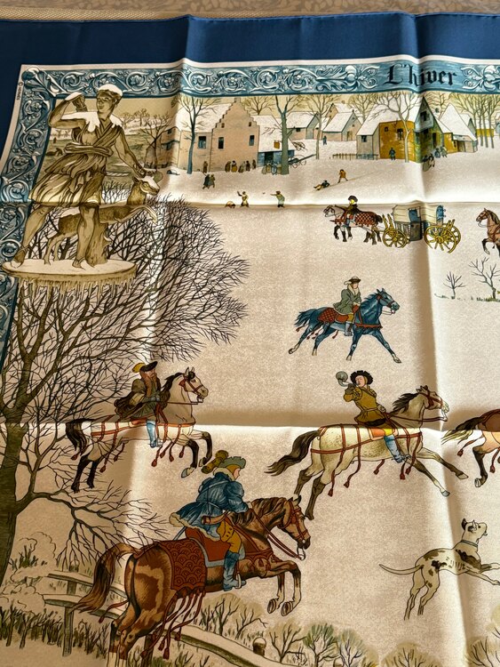 スカーフ　カラ90- L’hiver（古着・ファッション）の商品画像 - 査定依頼日：2025年2月20日 - 最高査定価格：11,000円