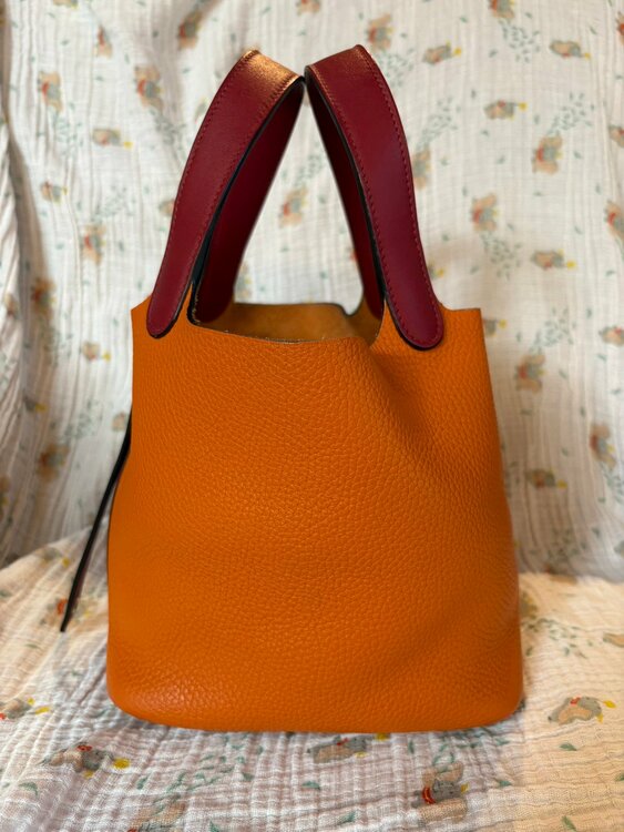 ピコタンロックタッチPM （ブランドバッグ）の商品画像 - 査定依頼日：2026年3月30日 - 最高査定価格：210,000円