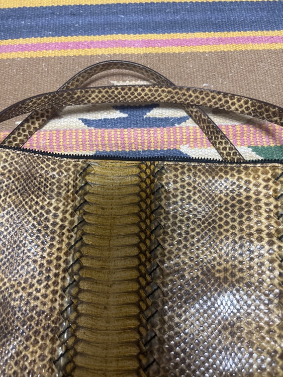 パイソン（ブランドバッグ）の商品画像 - 査定依頼日：2026年5月20日 - 最高査定価格：60,000円