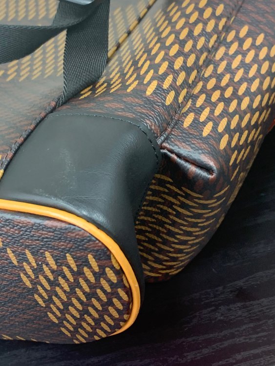 クリストファーPM N40358 ダミエジャイアント モノグラム NIGO バッ（ブランドバッグ）の商品画像 - 査定依頼日：2022年9月12日 - 最高査定価格：272,000円