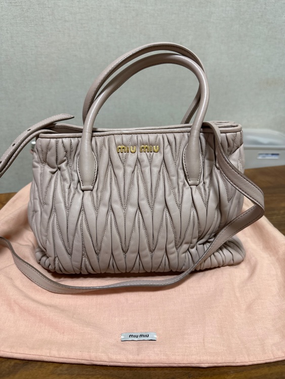 マテラッセハンドバッグ（ブランドバッグ）の商品画像 - 査定依頼日：2025年8月23日 - 最高査定価格：60,000円