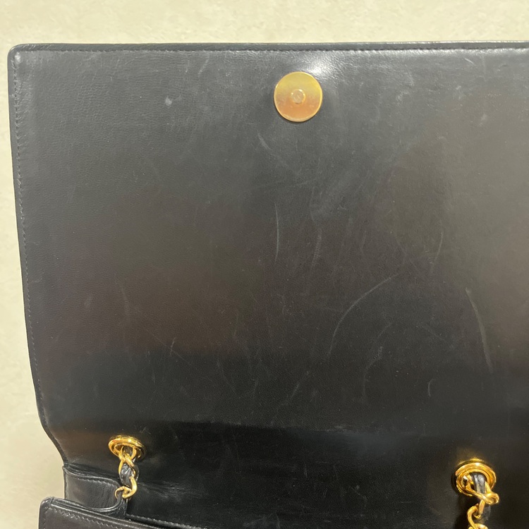 ヴィンテージ　チェーンバッグ　（ブランドバッグ）の商品画像 - 査定依頼日：2025年10月14日 - 最高査定価格：190,000円