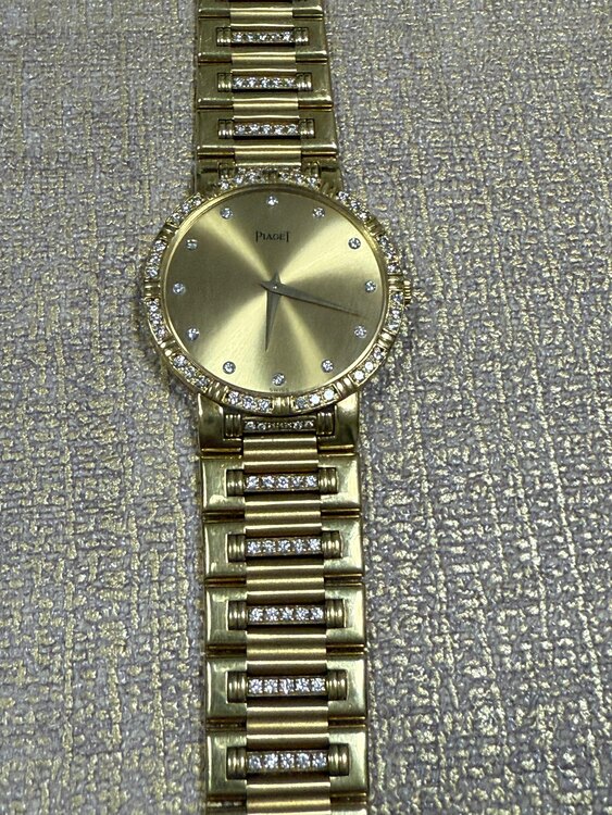 ピアジェ その他 84024 K81（高級時計）の商品画像 - 査定依頼日：2025年3月25日 - 最高査定価格：710,000円