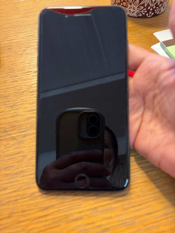 iPhone iPhone8 Plus 256GB Softbank（スマホ）の商品画像 - 査定依頼日：2026年6月15日 - 最高査定価格：6,000円