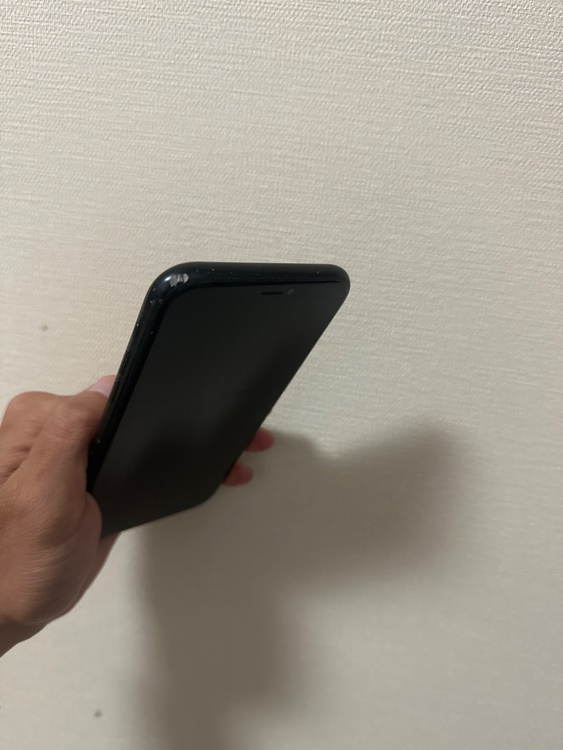 iPhoneXR 128GB au（スマホ）の商品画像 - 査定依頼日：2026年4月21日 - 最高査定価格：14,000円