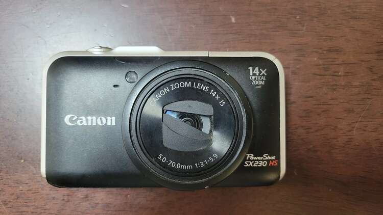 SX230HS（カメラ）の商品画像 - 査定依頼日：2025年5月31日 - 最高査定価格：2,500円