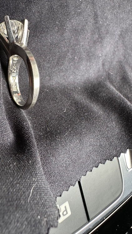 立爪ダイヤモンド（宝石）の商品画像 - 査定依頼日：2026年3月13日 - 最高査定価格：2,000,000円