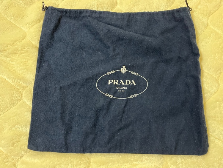 プラダ  （ブランドバッグ）の商品画像 - 査定依頼日：2026年3月5日 - 最高査定価格：140,000円
