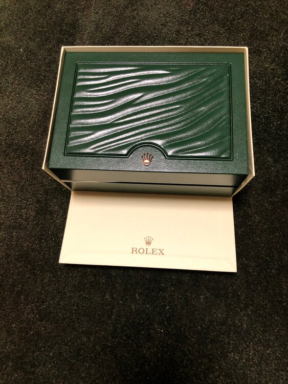 ロレックス デイトナ （高級時計）の商品画像 - 査定依頼日：2025年3月11日 - 最高査定価格：1,260,000円