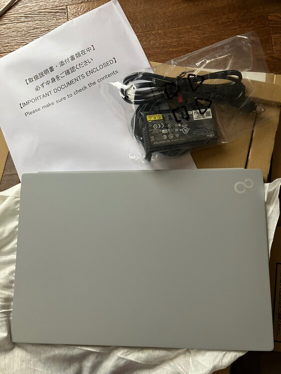 FMV LIFEBOOK UH90/H1（PC・タブレット）の商品画像 - 査定依頼日：2025年4月6日 - 最高査定価格：70,000円