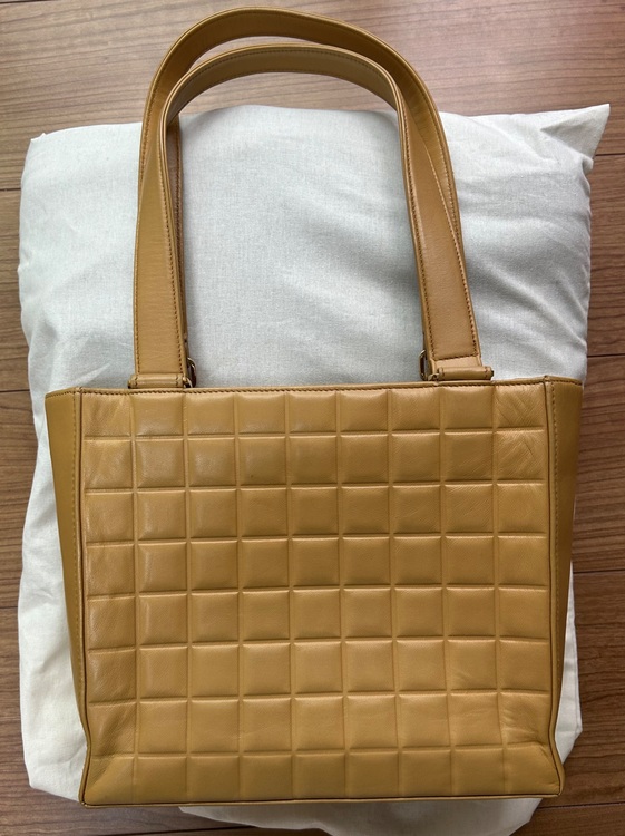 チョコバー ココマーク ショルダーバッグ（ブランドバッグ）の商品画像 - 査定依頼日：2025年9月21日 - 最高査定価格：150,000円